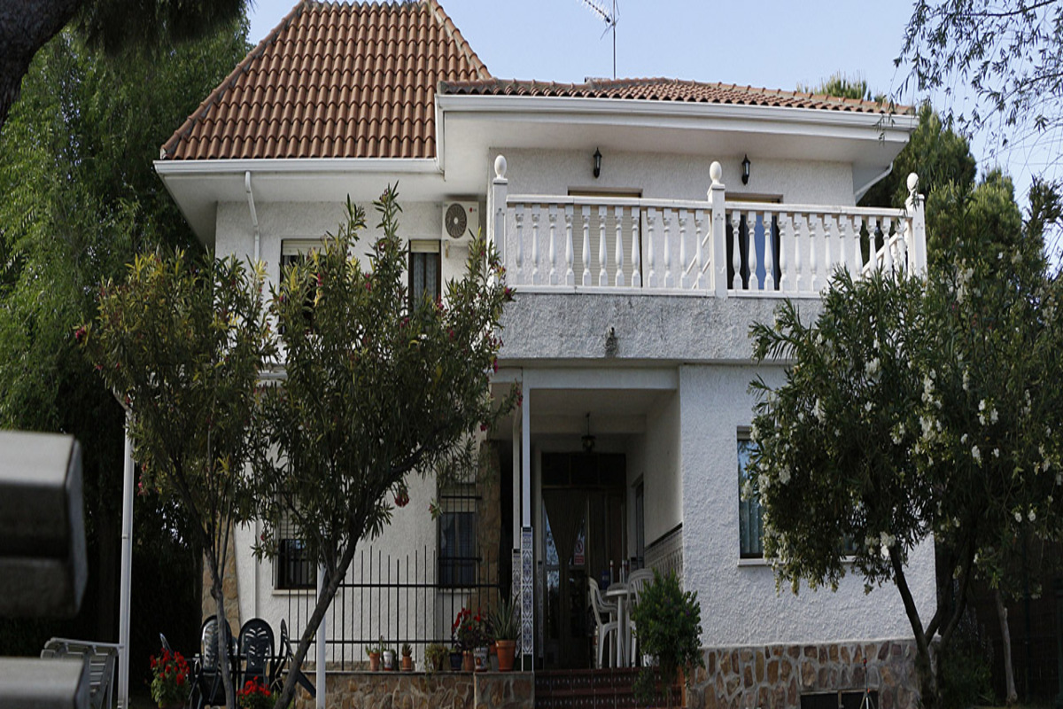 Residencia Castilla (SÓLO MUJERES)